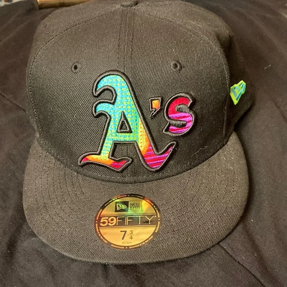 As hat - Picture 1 of 5